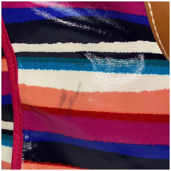 Striped Tote - Picture 7 of 8